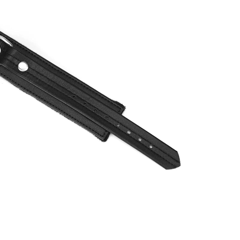 Colar preto com trela (Black Bond)