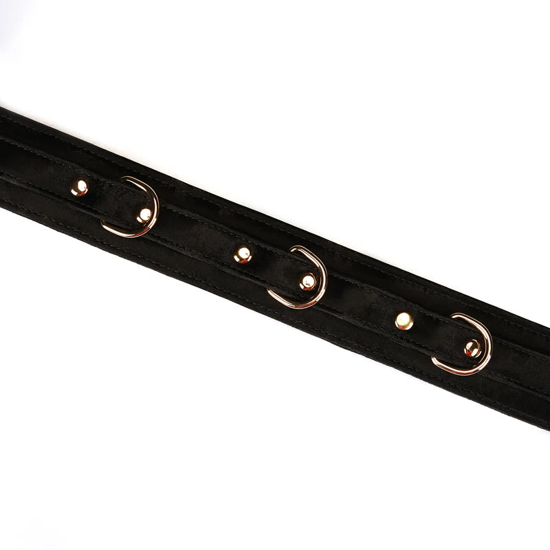 Colar preto com trela (Boudoir Amor)