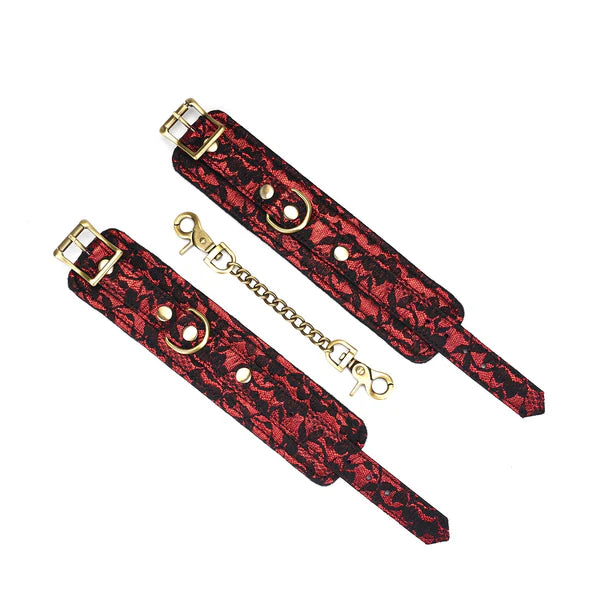 Algemas renda e pele vegan (Victorian Garden)